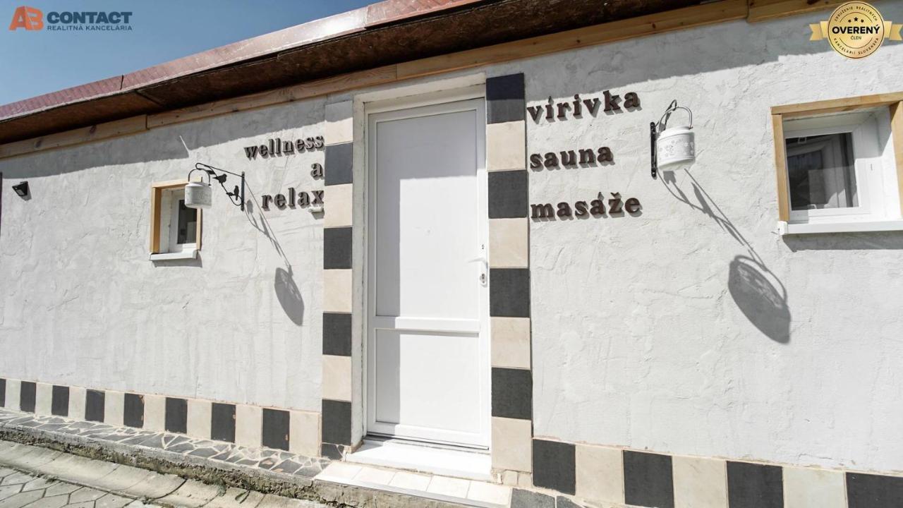 Villa Psenek Banka Экстерьер фото